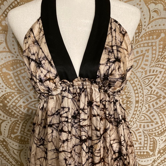 Black Halo halter 100% silk size small backless maxi dress - Picture 5 of 7